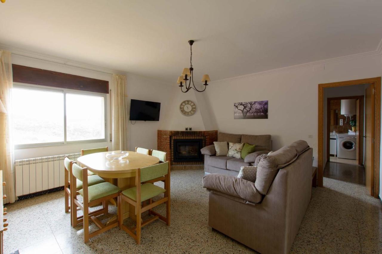Apartaments La Pertusa 2O Corca  エクステリア 写真