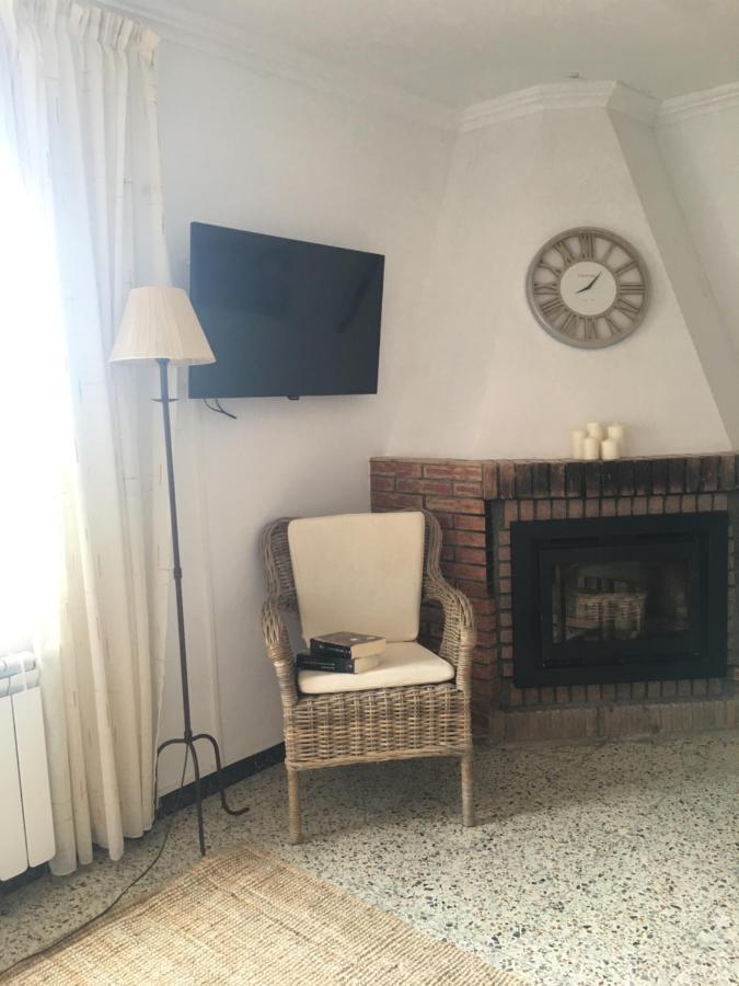 Apartaments La Pertusa 2O Corca  エクステリア 写真