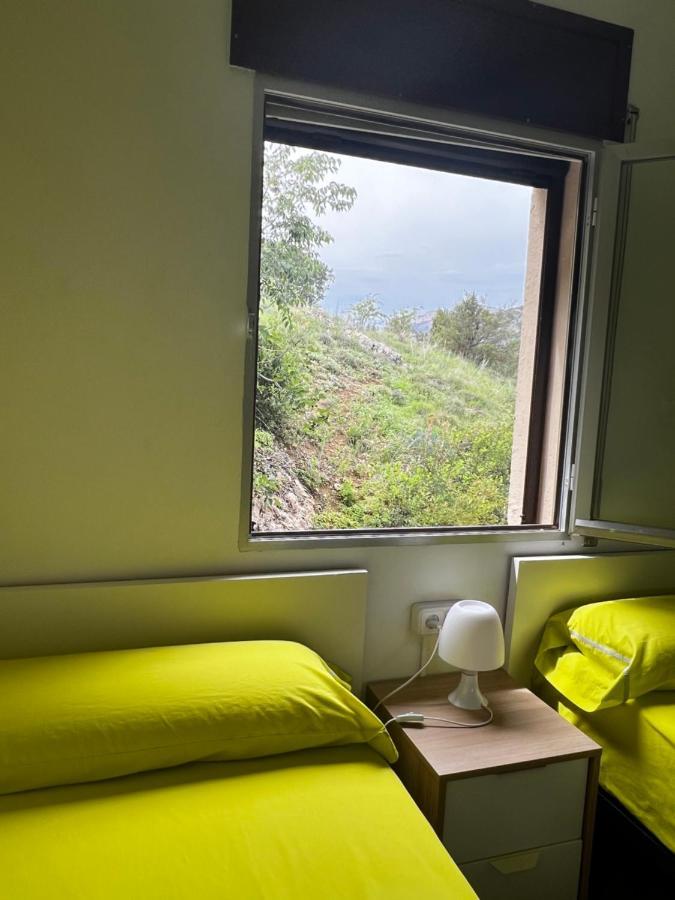 Apartaments La Pertusa 2O Corca  エクステリア 写真